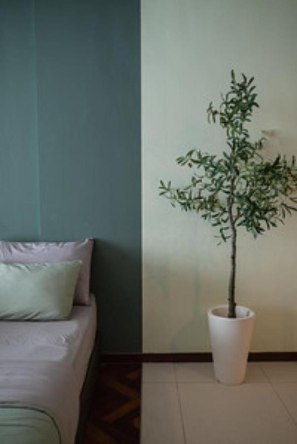 Deluxe Seaview Suite Twin Bed By The Only Bnb Tanjung Tokong 외부 사진
